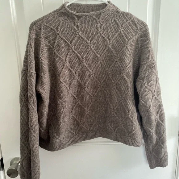 Old Navy High-Waisted Diamond Stitch Cable-Knit set,  Taupe, size S&M - Picture 2 of 14